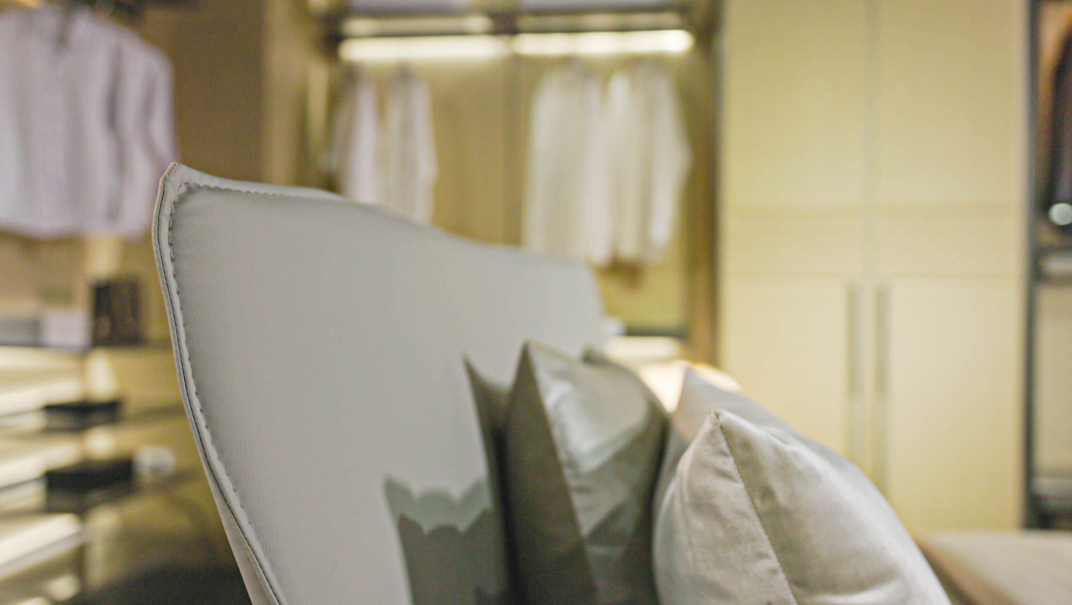 Кожаная двуспальная кровать ABLE WAVERLY ARCH-00076941 - Вид №3