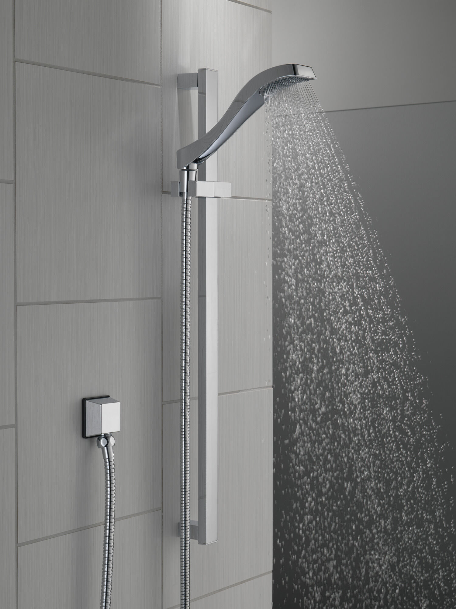 57051-PN Ручной душ с раздвижной штангой премиум-класса Delta Faucet Dryden Полированный никель  - Вид №3