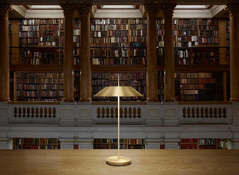 Vibia Настольная светодиодная лампа с диммером Mayfair 5505 - Вид №5