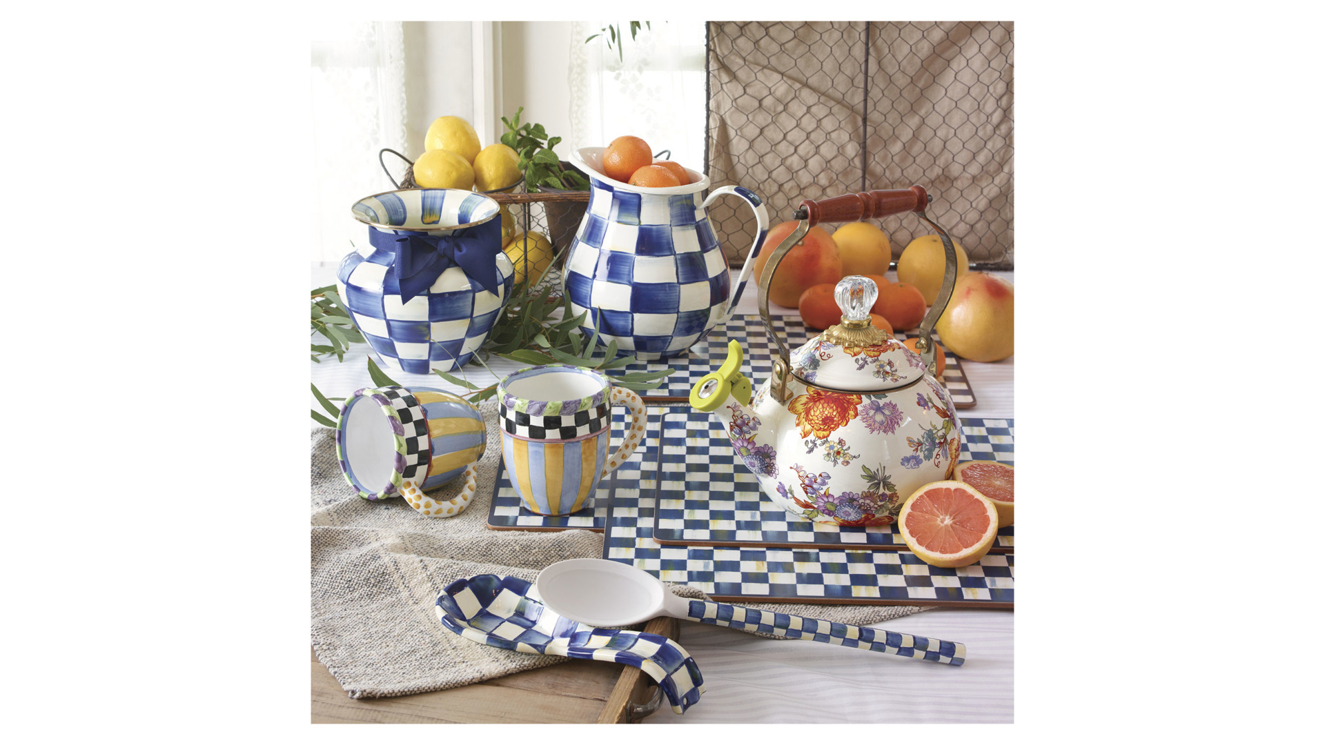 10654502 Mackenzie-Childs Кувшин Royal Check Сталь  - Вид №2