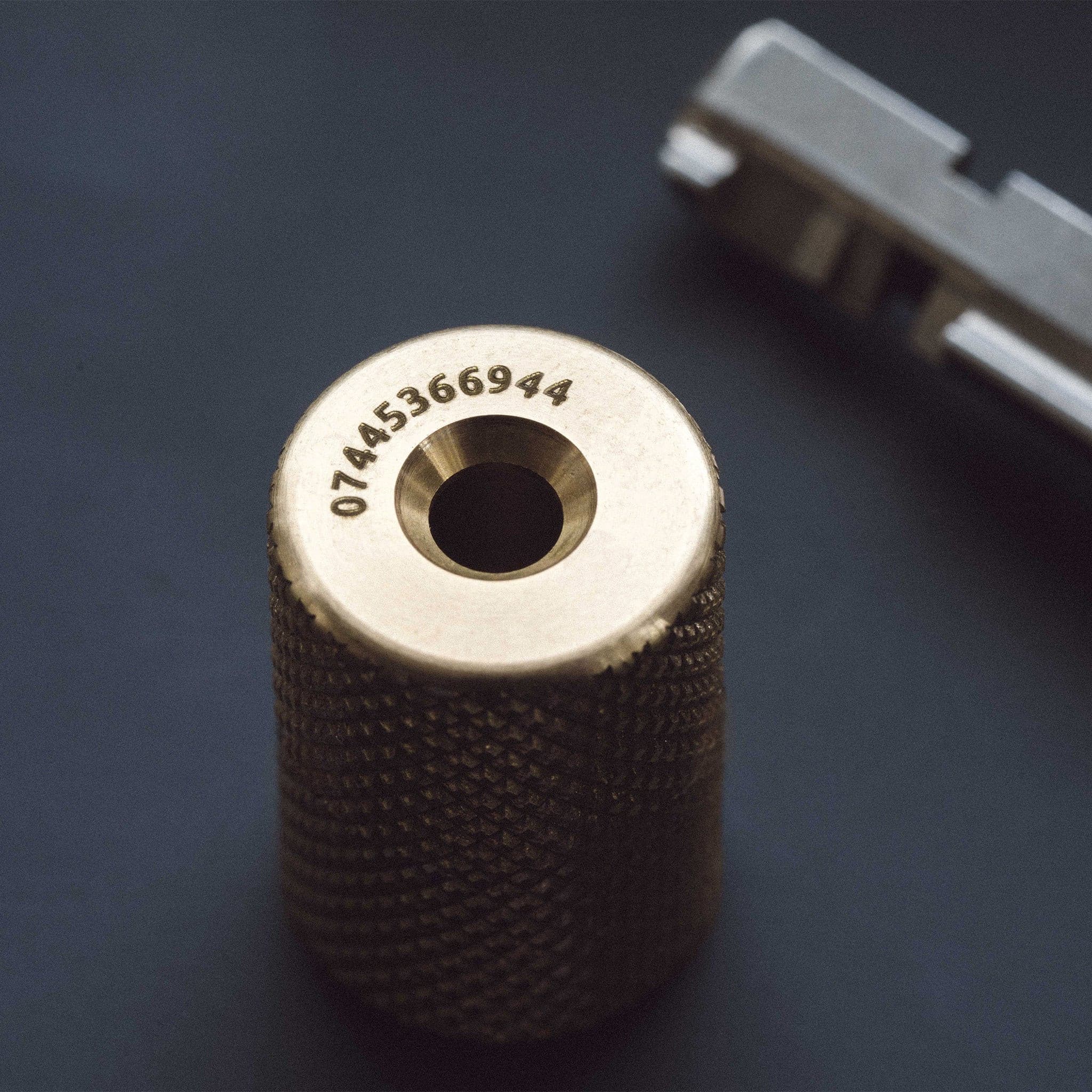 W208BRA Петля для ключей - латунь Wingback  - Вид №8