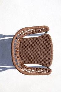 Веревочный садовый стул с подлокотниками