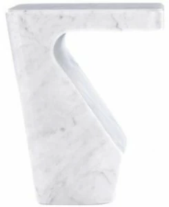 Ligne Roset Низкий прямоугольный журнальный столик из каррарского мрамора  11497612