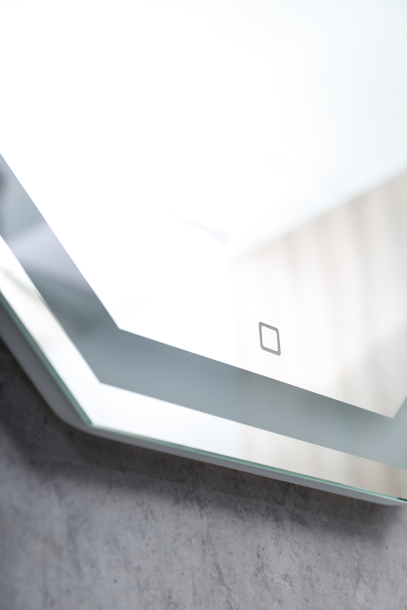 Зеркало с встроенным светильником и сенсорным выключателем BelBagno SPC-OTT-1200-800-LED-TCH  - Вид №3