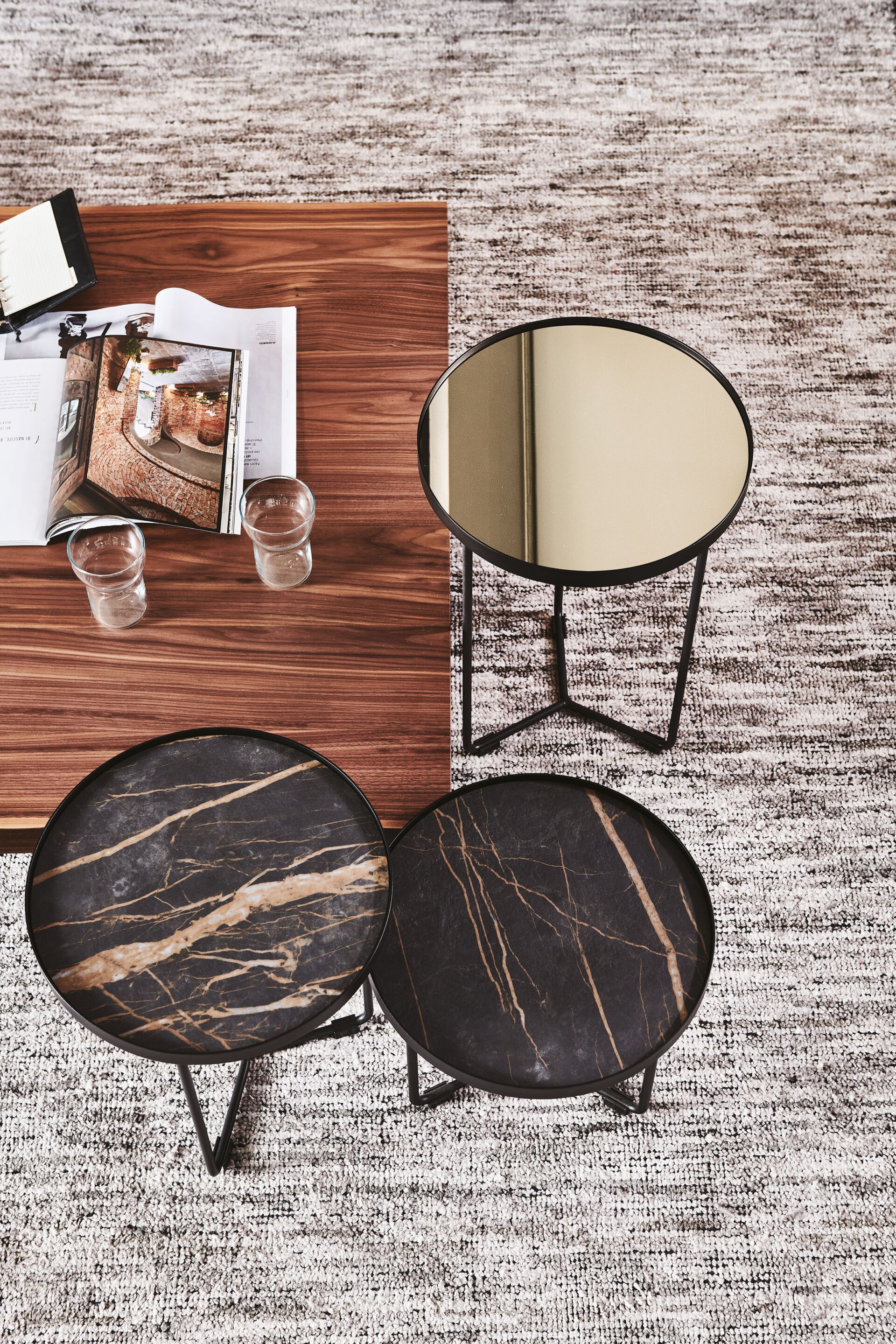 Окрашенный металлический круглый журнальный столик с керамическим верхом Cattelan italia BILLY KERAMIK ARCH-00034615 - Вид №5