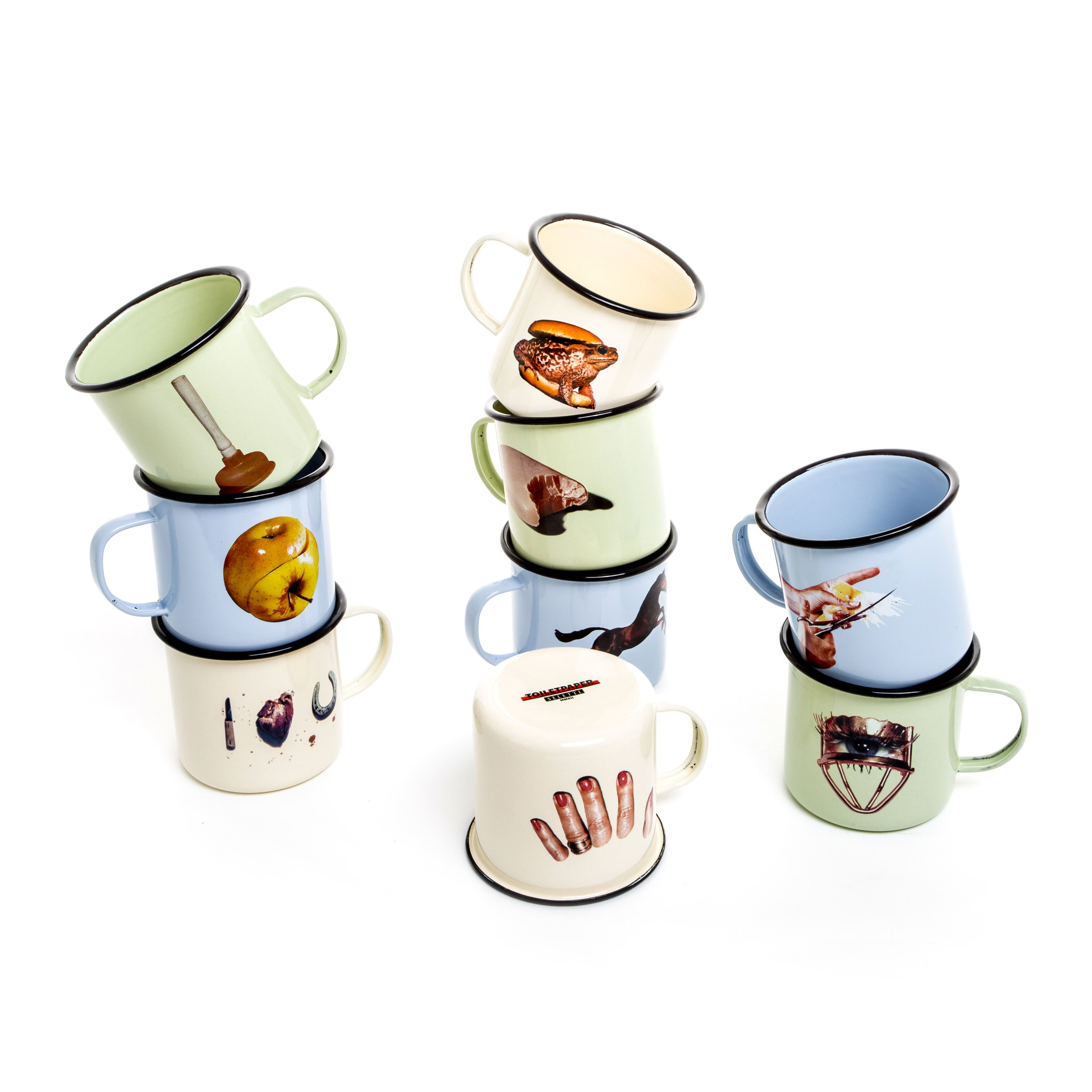 Эмалированная металлическая кружка Seletti Seletti wears Toiletpaper ARCH-00028007 - Вид №3