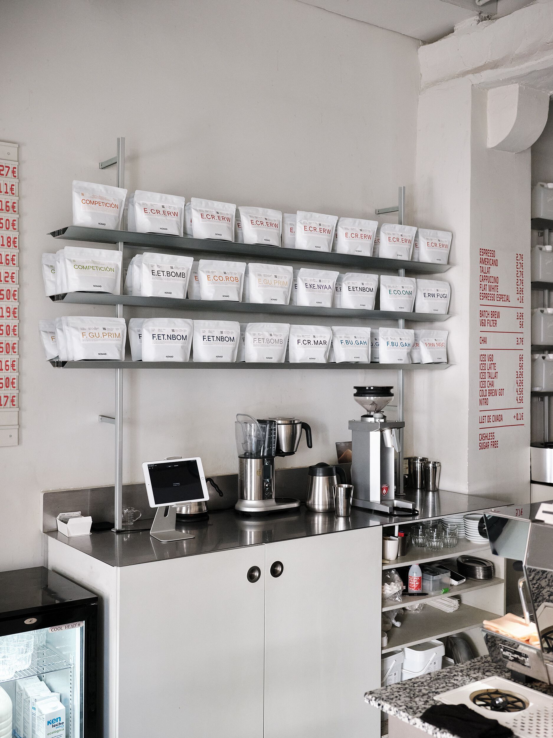 Алюминиевый настенный книжный шкаф BD Barcelona Aluminium ARCH-00134289 - Вид №9