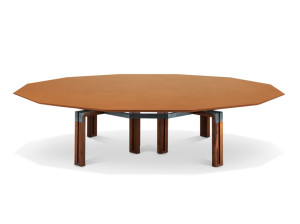 Круглый стол для совещаний с кожаной обивкой