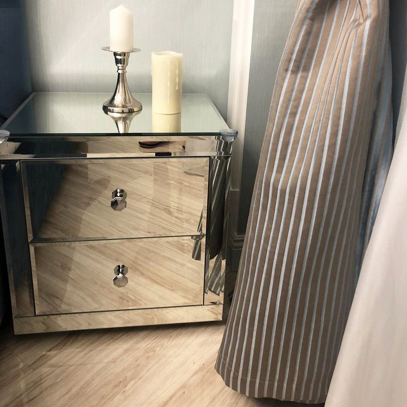 Прикроватная тумбочка дизайнерская зеркальная "Самили" GRAUM  304060 Зеркальный  - Вид №8