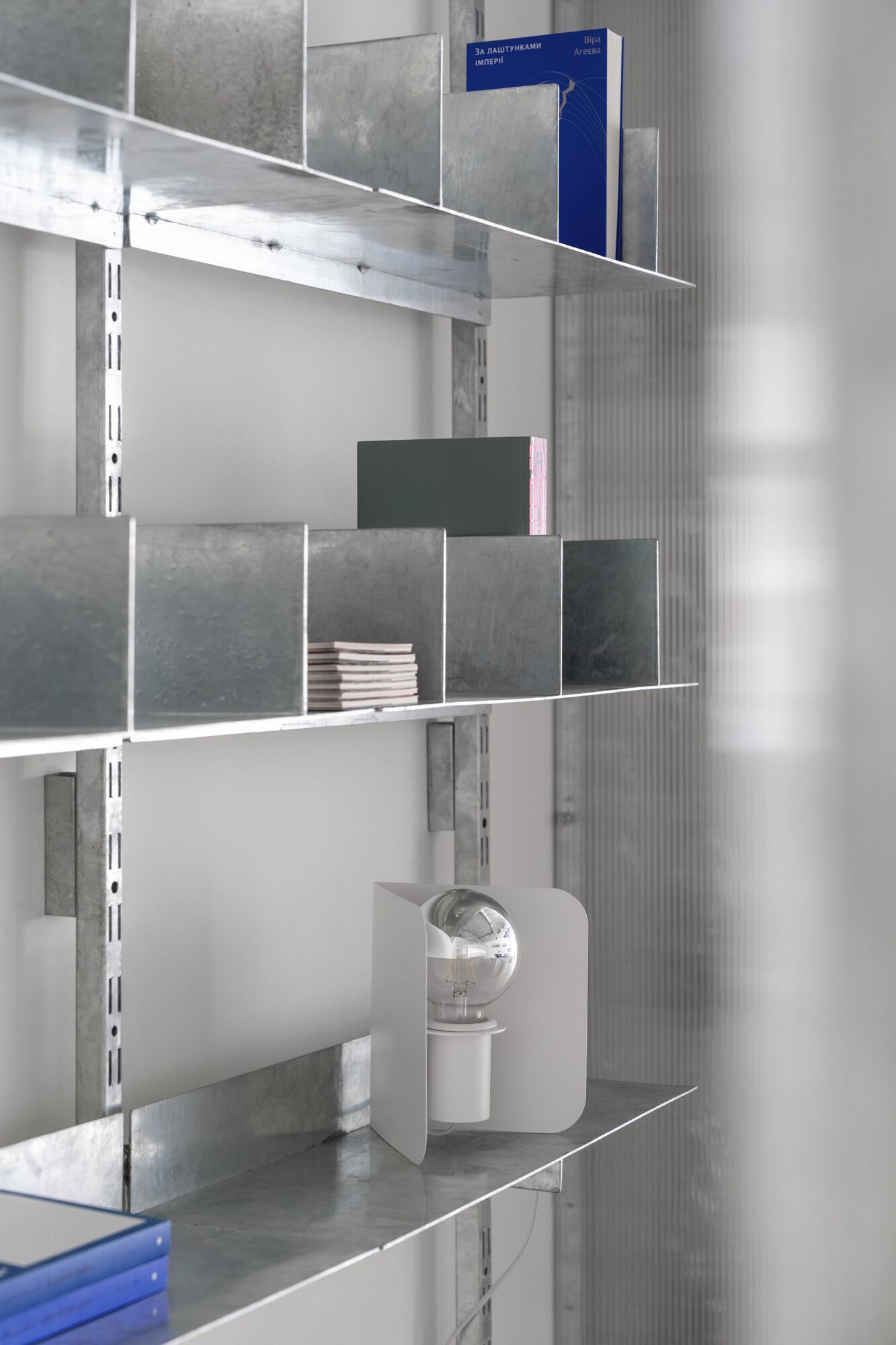 Стальная настольная лампа с порошковым покрытием +kouple Corner ARCH-00061883 - Вид №5