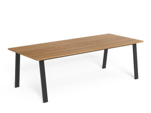 Деревянный стол