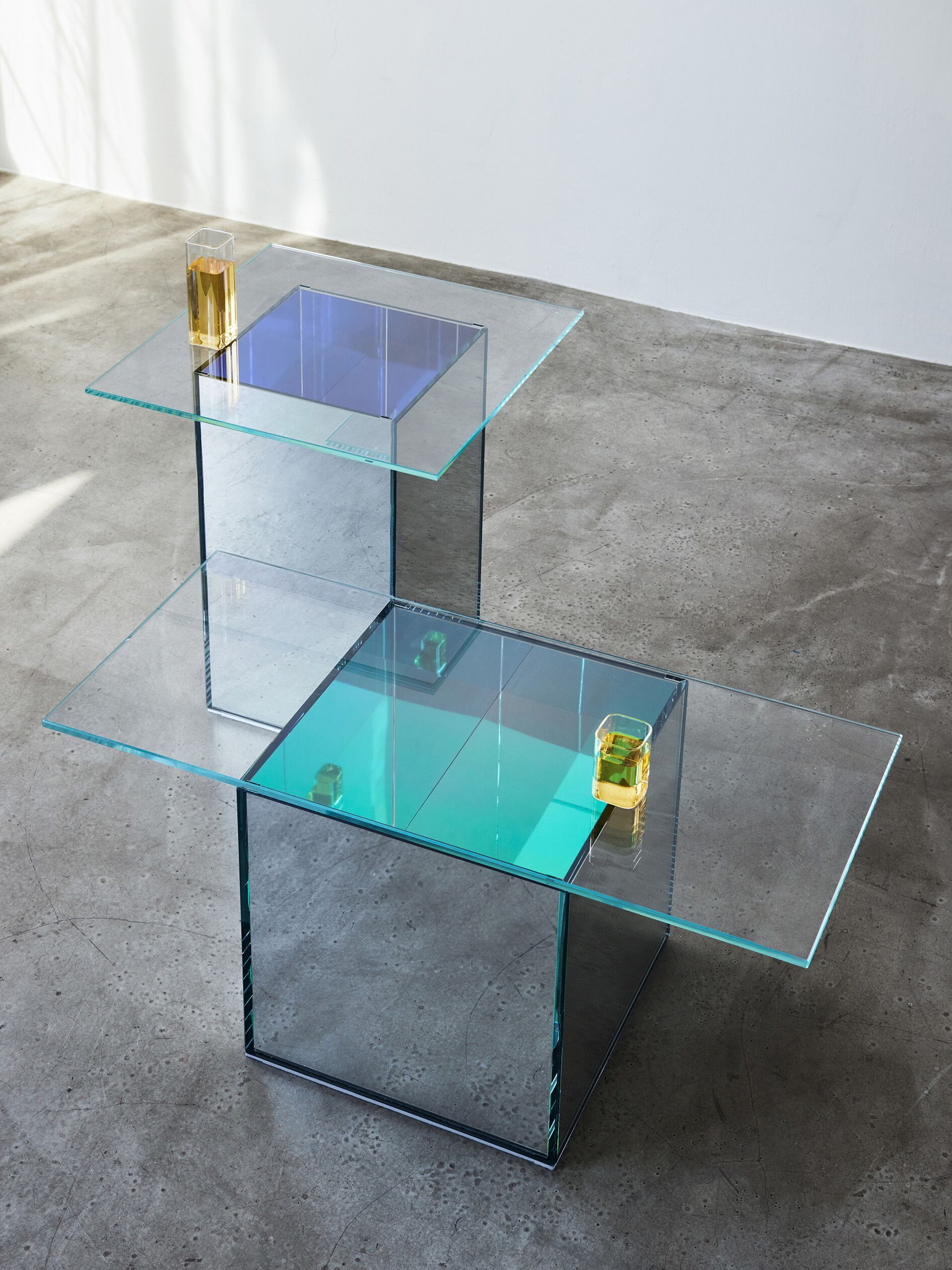 Стеклянный журнальный столик Caroline Chao вид ARCH-00108190 - Вид №6