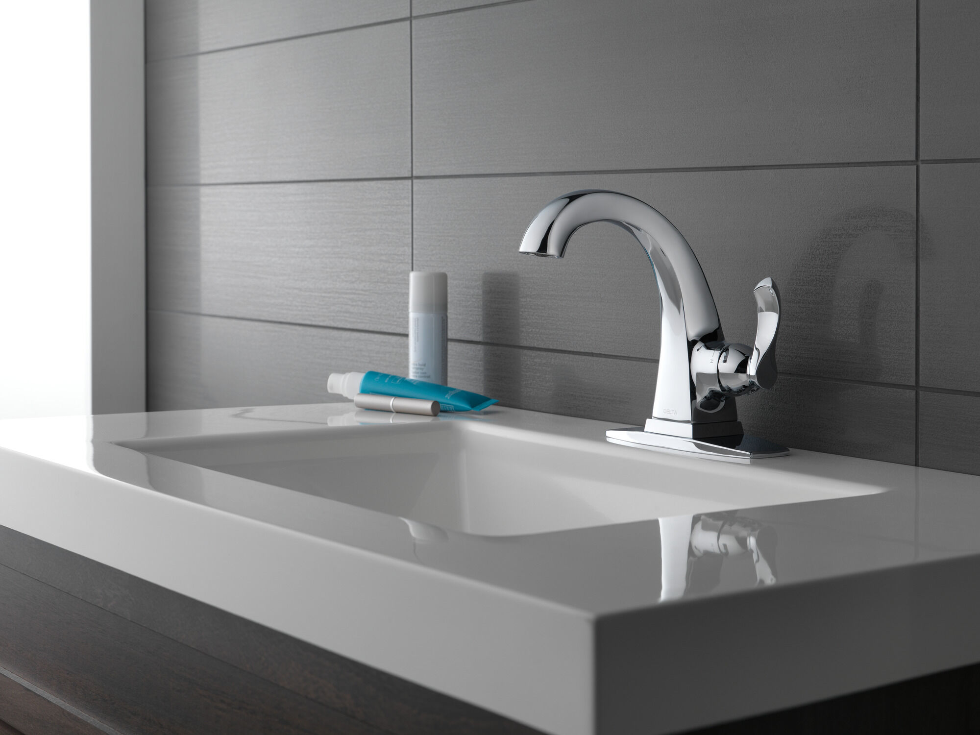 15741LF Смеситель Centerset с одной ручкой Delta Faucet Everly Хром  - Вид №7