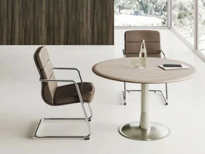 Las Mobili Круглый стол Iulio