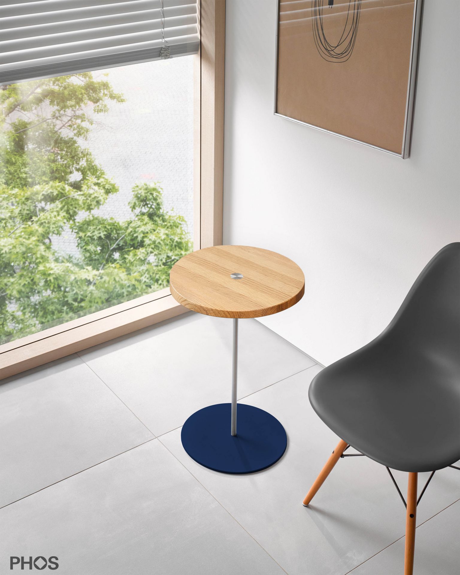 BT600-Eiche-BPB Приставной столик, высота 60 см, столешница из дуба, основание синее PHOS  - Вид №1