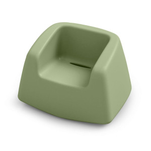 Полиэтиленовое садовое кресло с подлокотниками