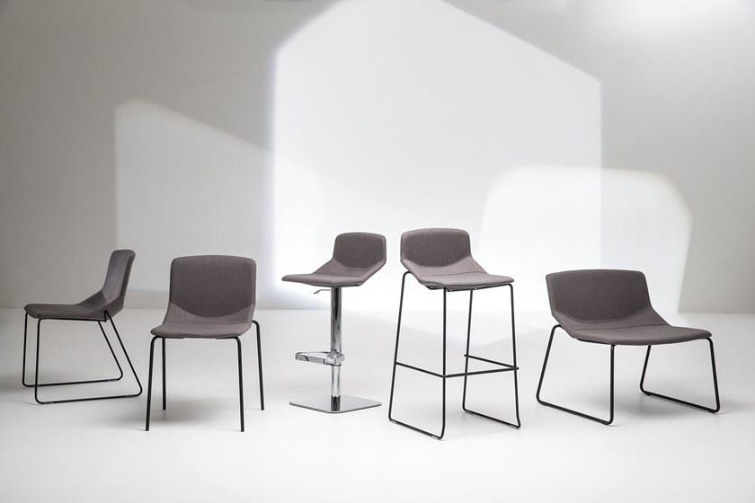 Inday Высокий табурет из саночной ткани со спинкой Formula 660-759 - Вид №1