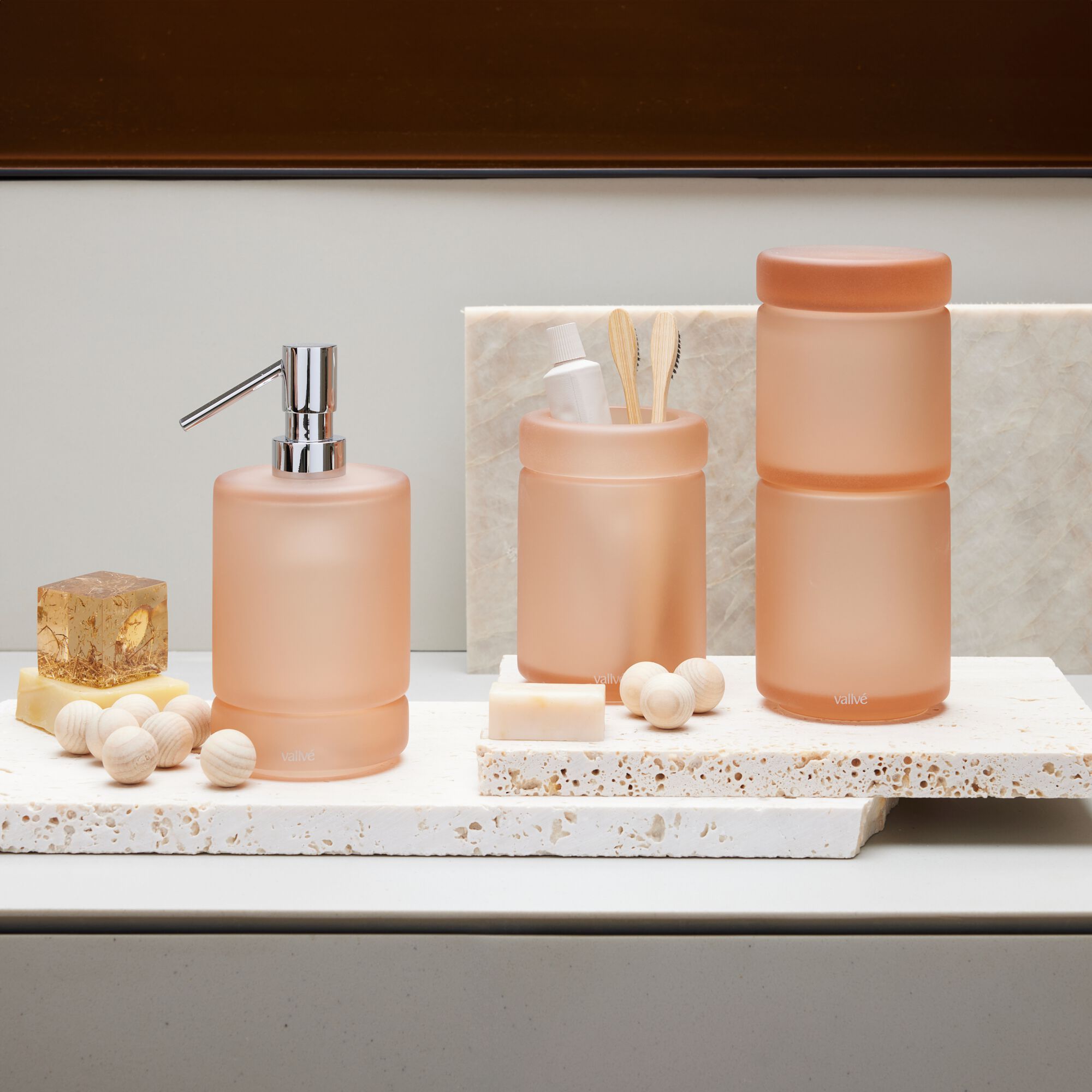 Диспенсер для мыла из смолы Vallvé LUNA ARCH-00032178 - Вид №5