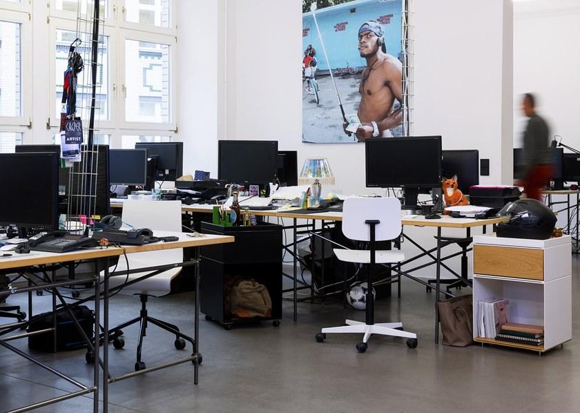 Richard Lampert Прямоугольный стол из стали и дерева с регулируемой высотой Eiermann sun-id-1382013 - Вид №8