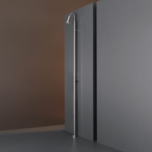 Свободно стоящий прогрессивный набор смеситель с коническим дождевой струей и крепежной скобой H. 2210 мм  GRA25 CEADESIGN  - Вид №1