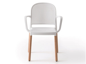 Штабелируемый стул с подлокотниками и деревянной рамой