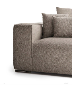 Тканевый диван с полуостровом