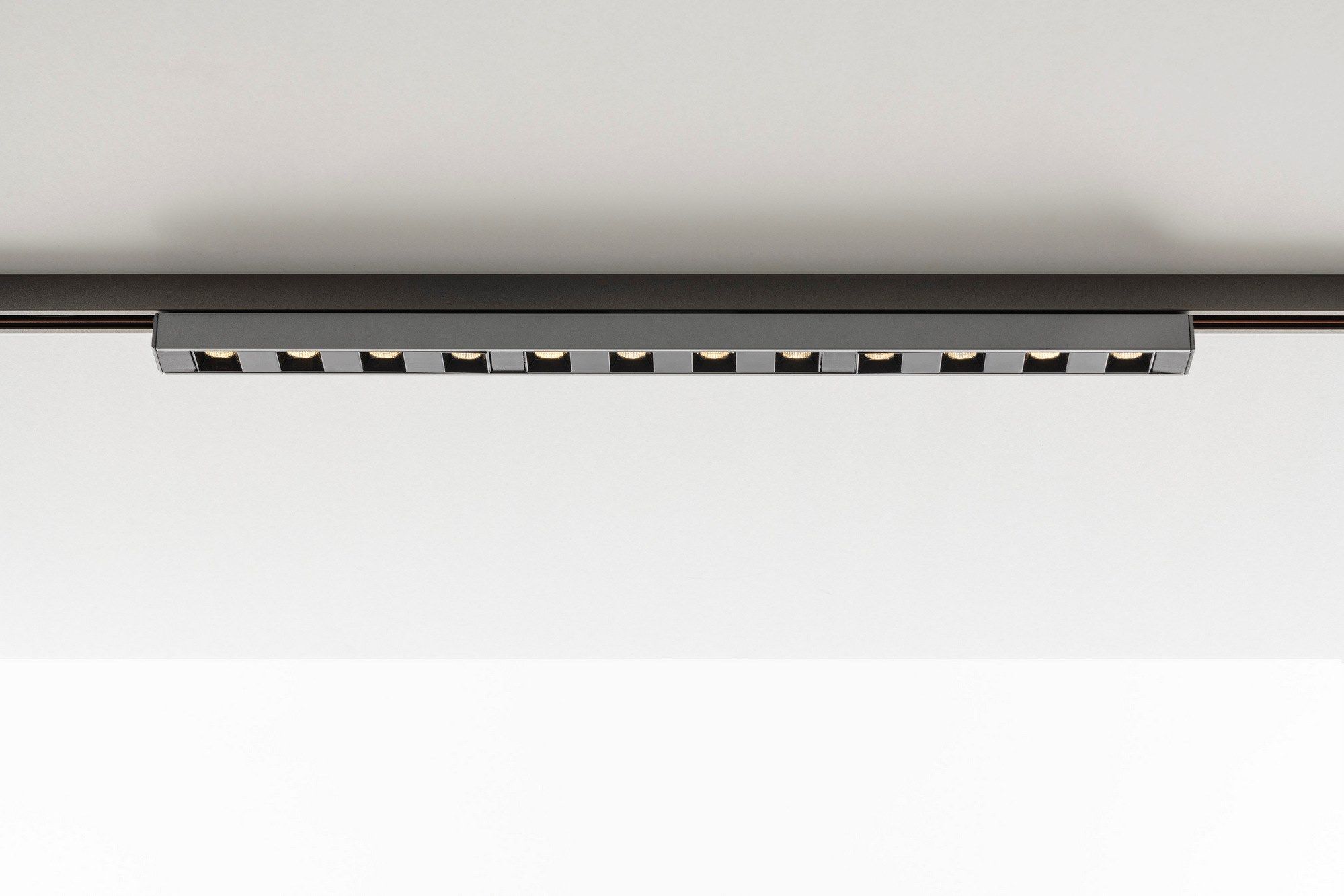 Алюминиевое освещение трека Artemide Turn Around ARCH-00079415 - Вид №5