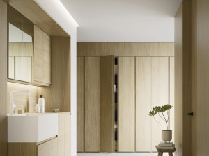 Шкаф для белья с зеркалом