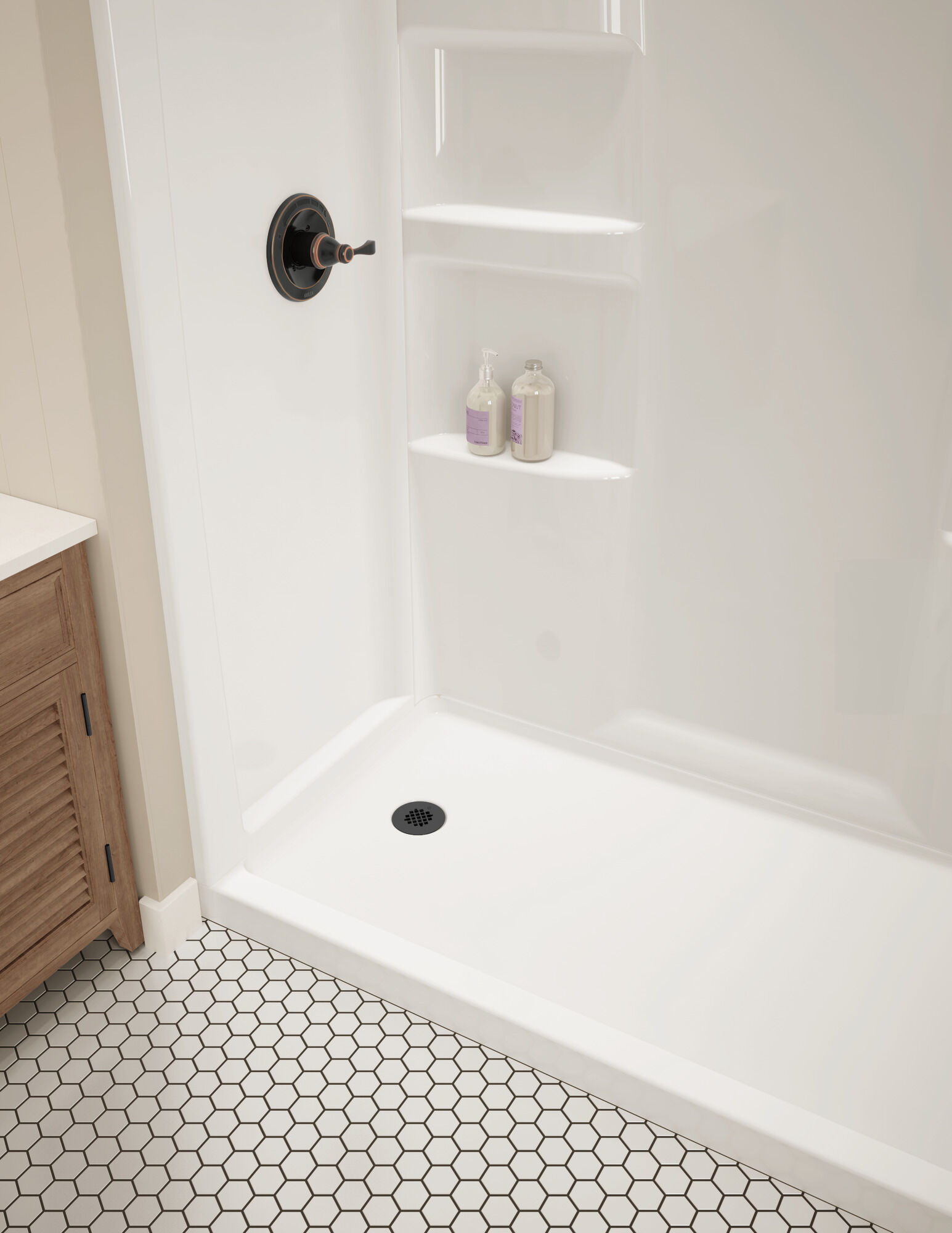 Душевая панель Haywood 60 "x 30" - левая Delta Faucet B78615-6030L-WH - Вид №1