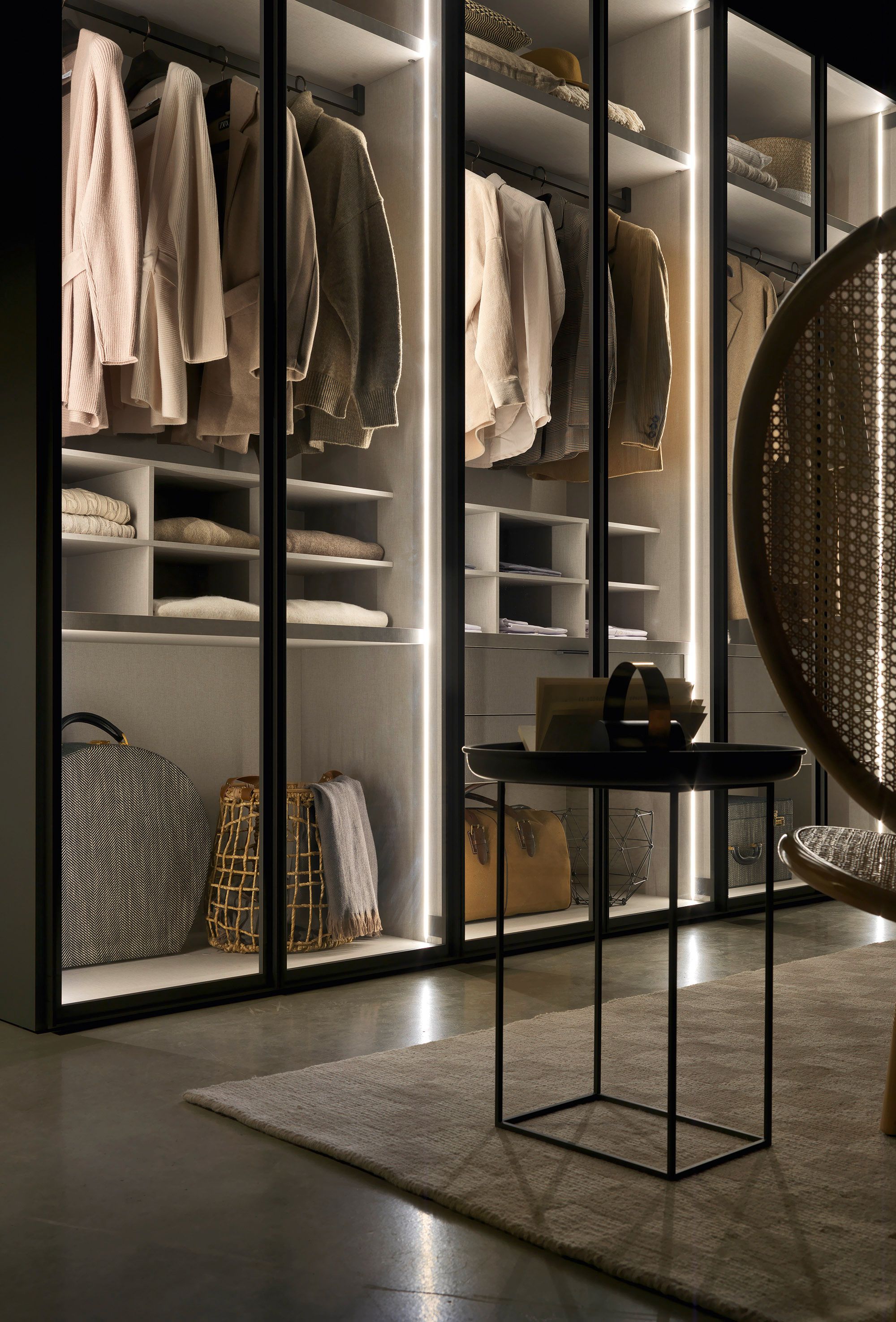 Стеклянный шкаф Zalf Alterna ARCH-00024749