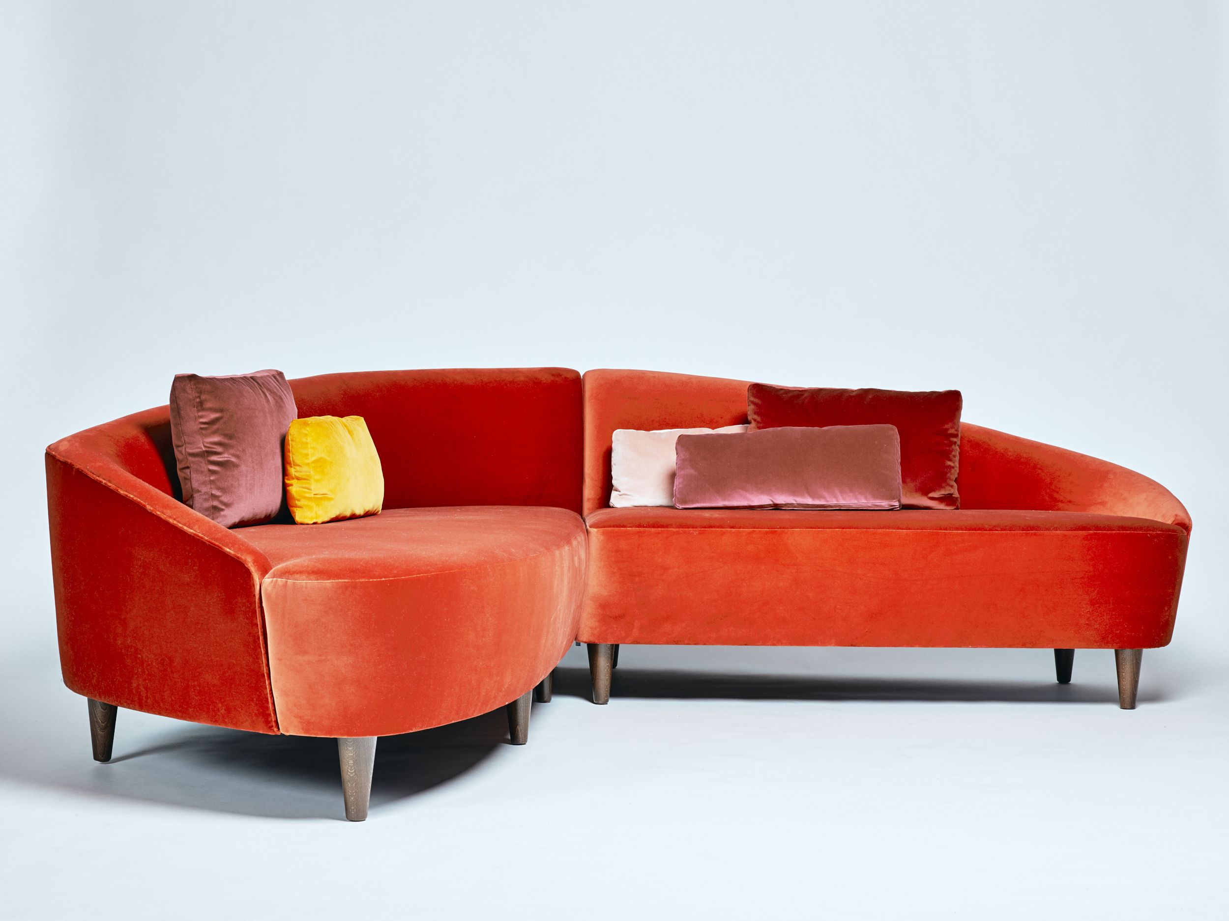 Бархатный угловой диван REDA AMALOU DESIGN ARCH-00149573