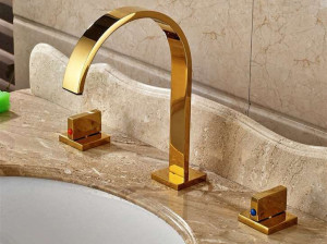 Смеситель для раковины с 3 отверстиями