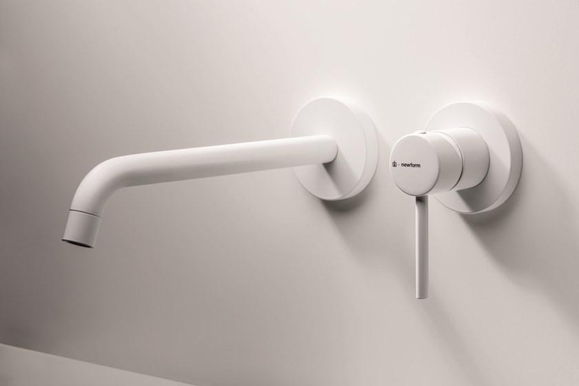 newform Смеситель для раковины настенный, однорычажный, сливной Xt 4230e - Вид №1