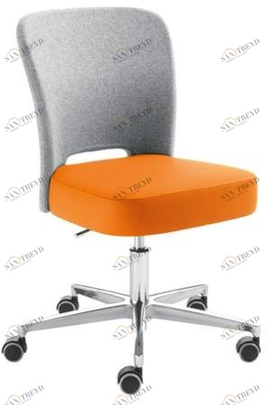 Sesta Офисное кресло из ткани с 5 спицами на колесиках Blog Bg-542