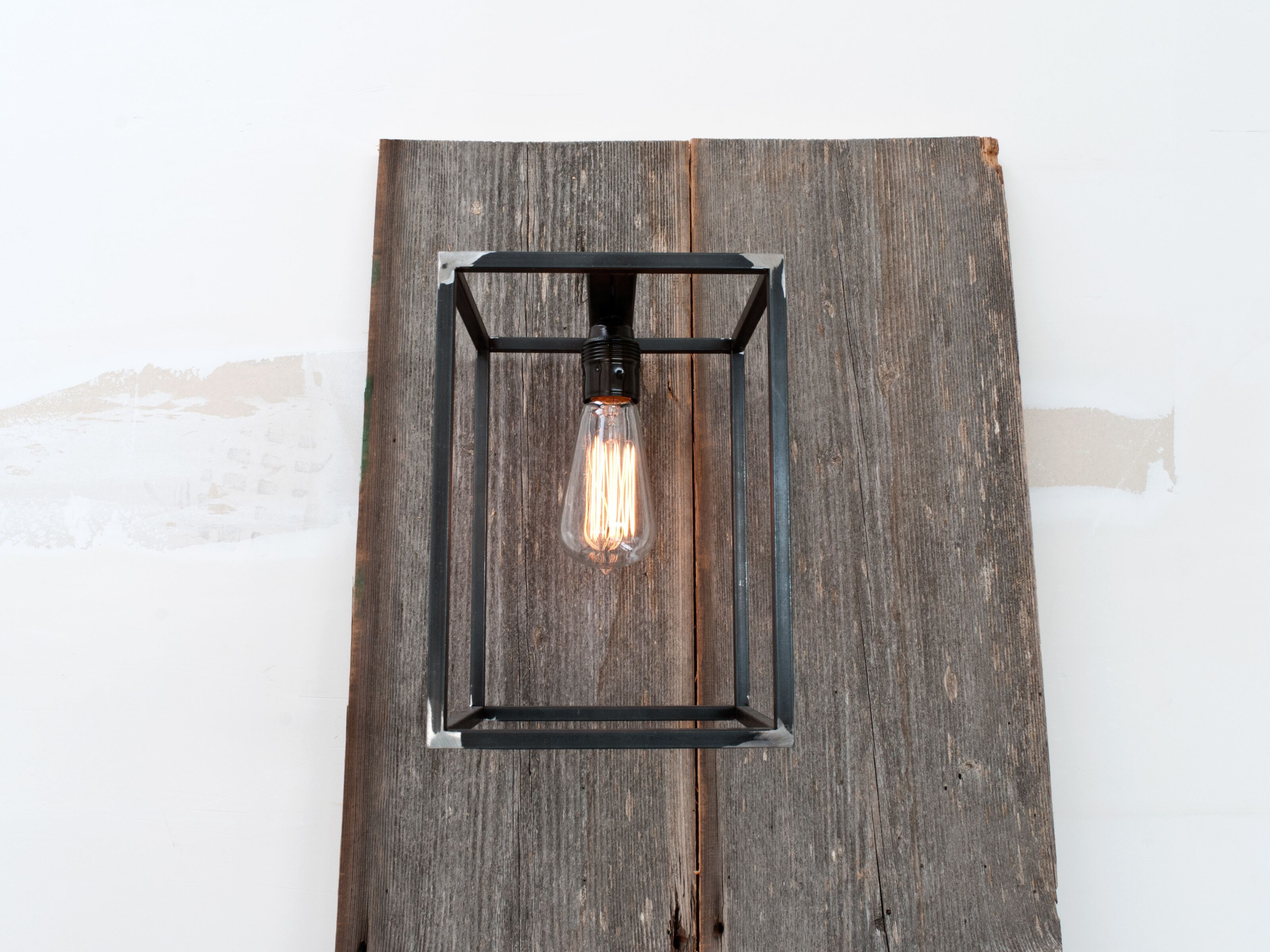 Железный настенный светильник Renzo Serafini Niuda ARCH-00019819 - Вид №2