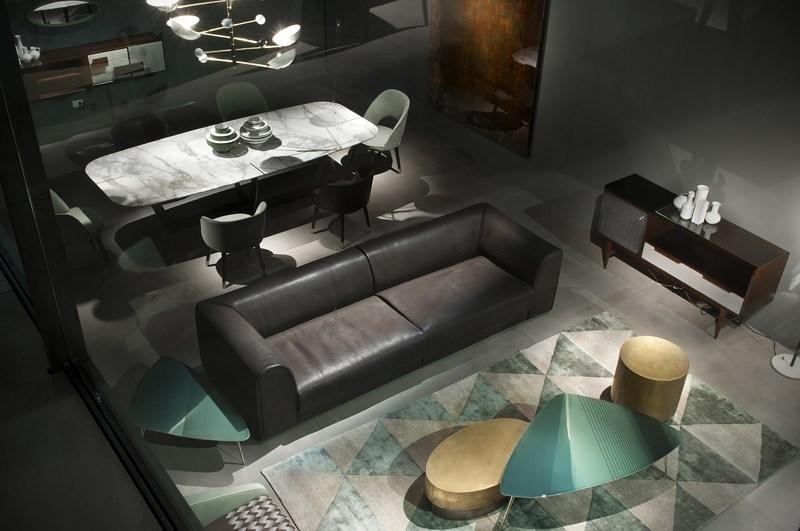 BAXTER Лакированный журнальный столик треугольной формы sun-id-1401722 - Вид №2