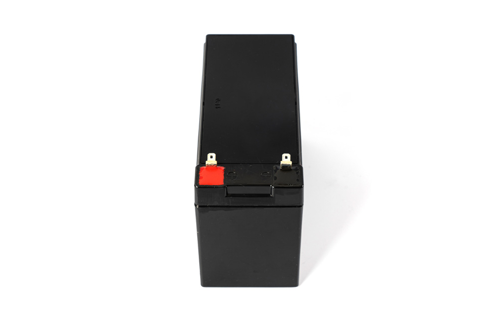 SKAT SB 1207 , 12v, 7ah, maximum charge current 2.1 a. terminal type - f1 knife. case size - 66x151x100. weight - 2.1 kg. service life - 6 years. warranty - 18 months. Бастион  - Вид №5