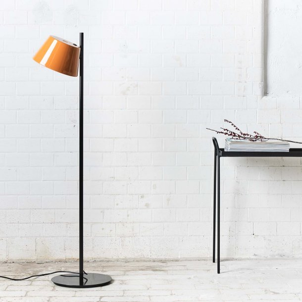 093896 Торшер P оранжевый Marset Tam Tam 