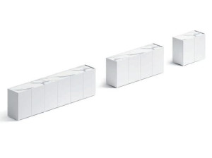 Низкий офисный шкаф из ДСП с распашными дверями