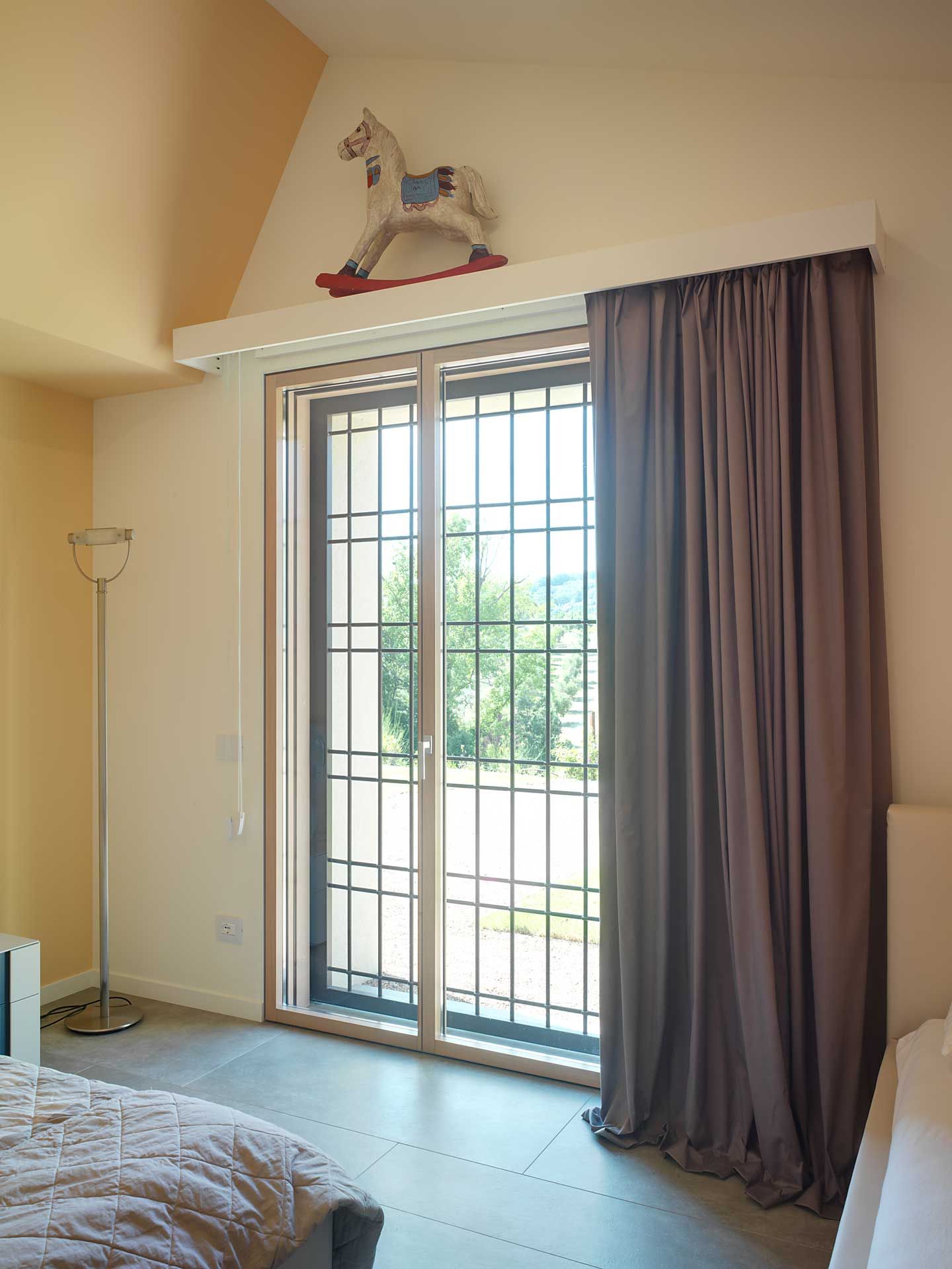 Деревянная распашная оконная дверь с двойным остеклением Carminati Skyline System ARCH-00018422 - Вид №2