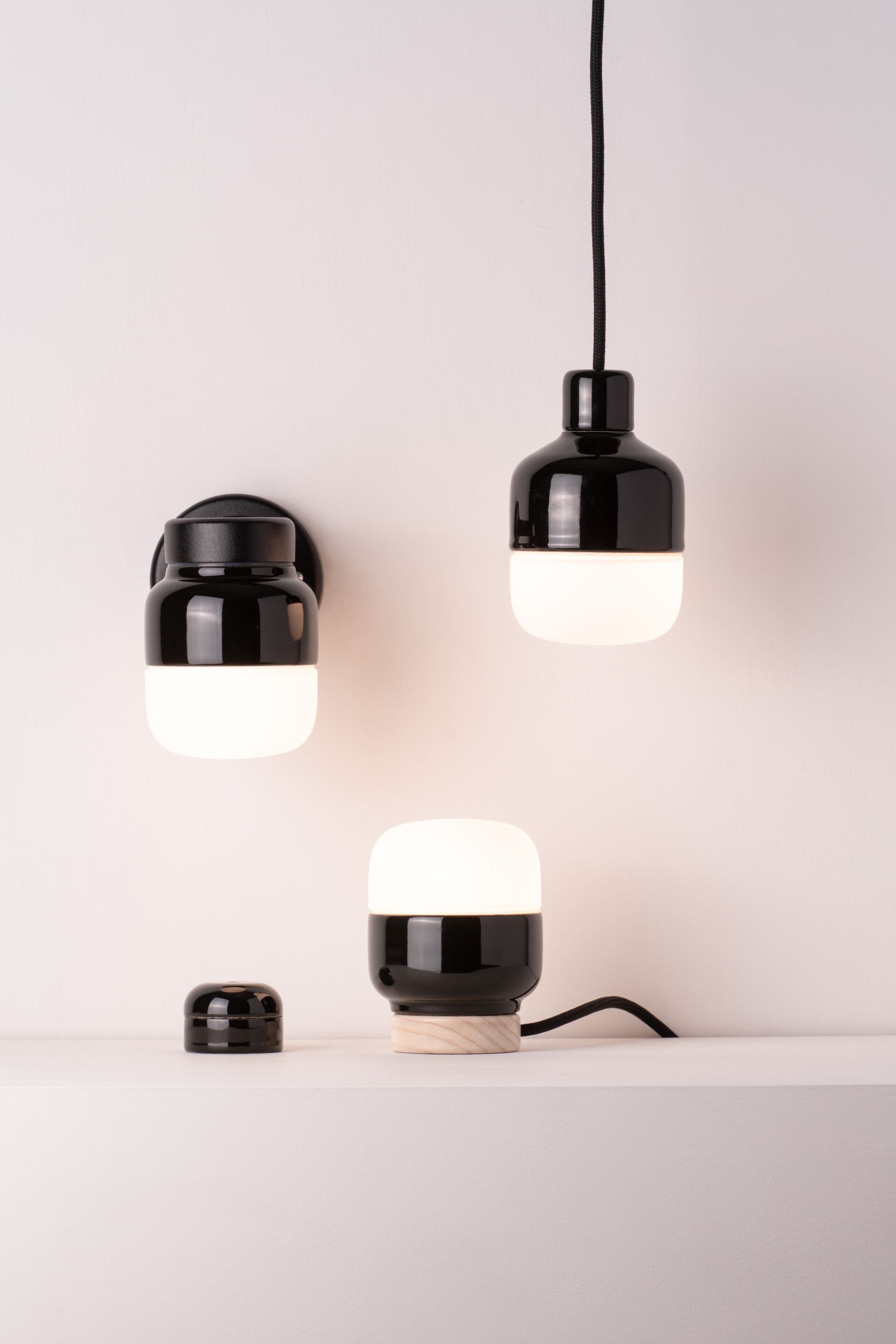 Матовый и фарфоровый стеклянный настенный светильник Ifö Electric Ohm ARCH-00050049 - Вид №2