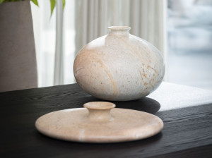 Ваза из мыльного камня