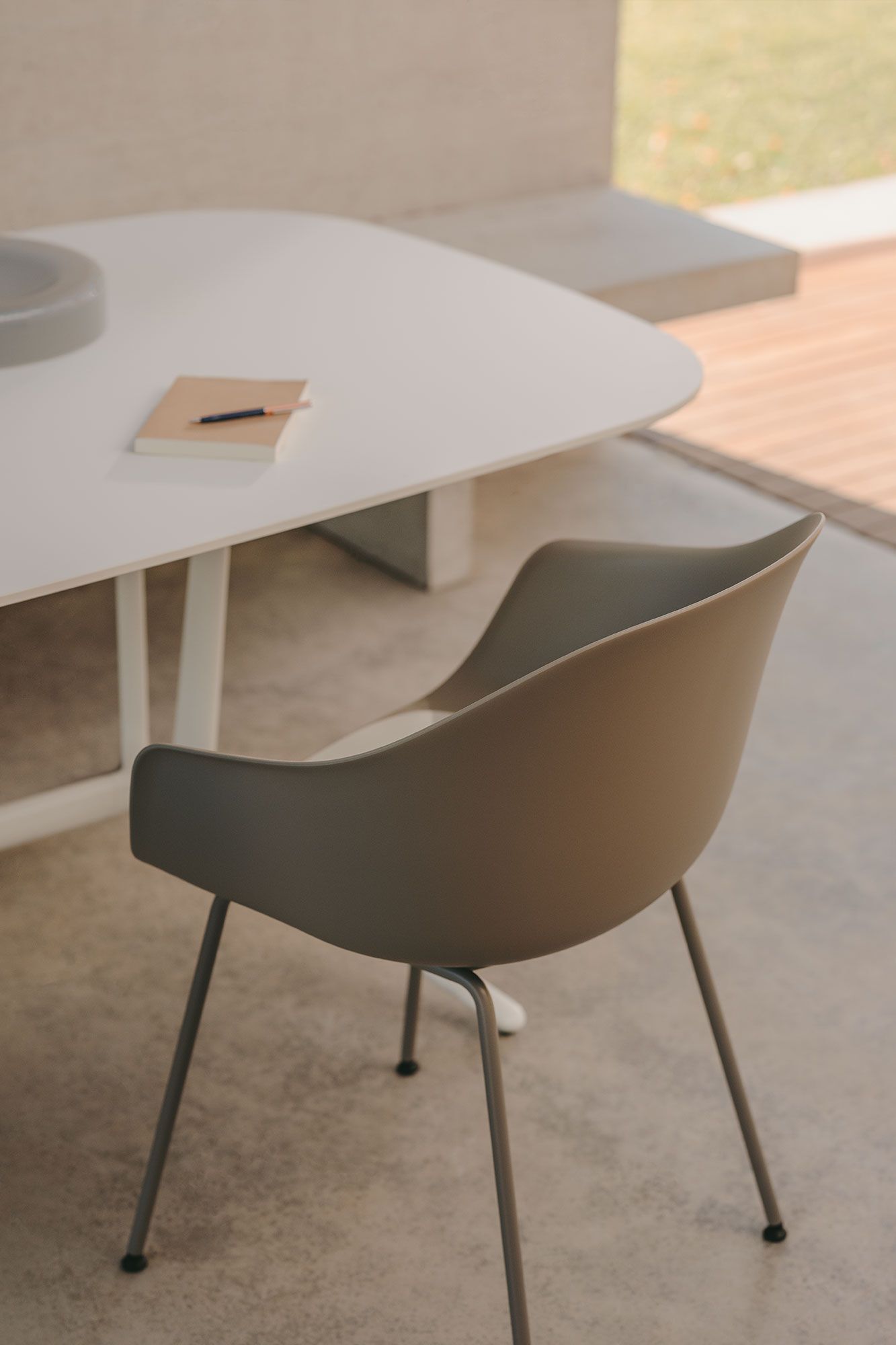 Стул из полипропилена с мягким сиденьем Lapalma SEELA ARCH-00112000 - Вид №3