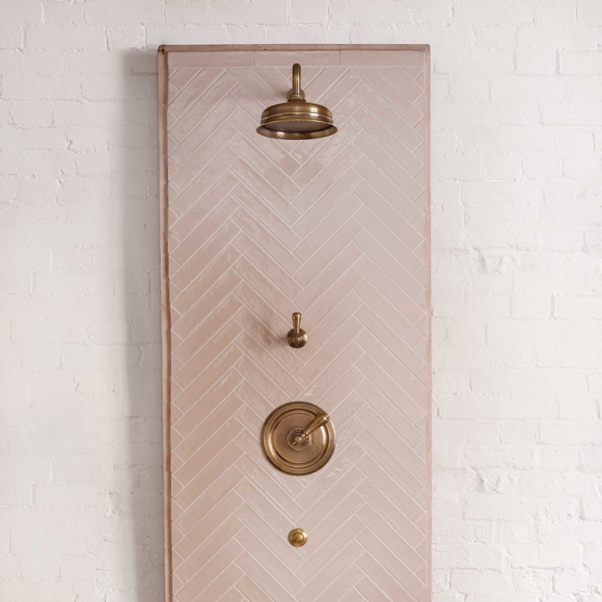 Concealed душ Le Thermo Concealed Catchpoleandrye 