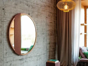 Devina Nais Круглое настенное зеркало из массива дерева Zero.16