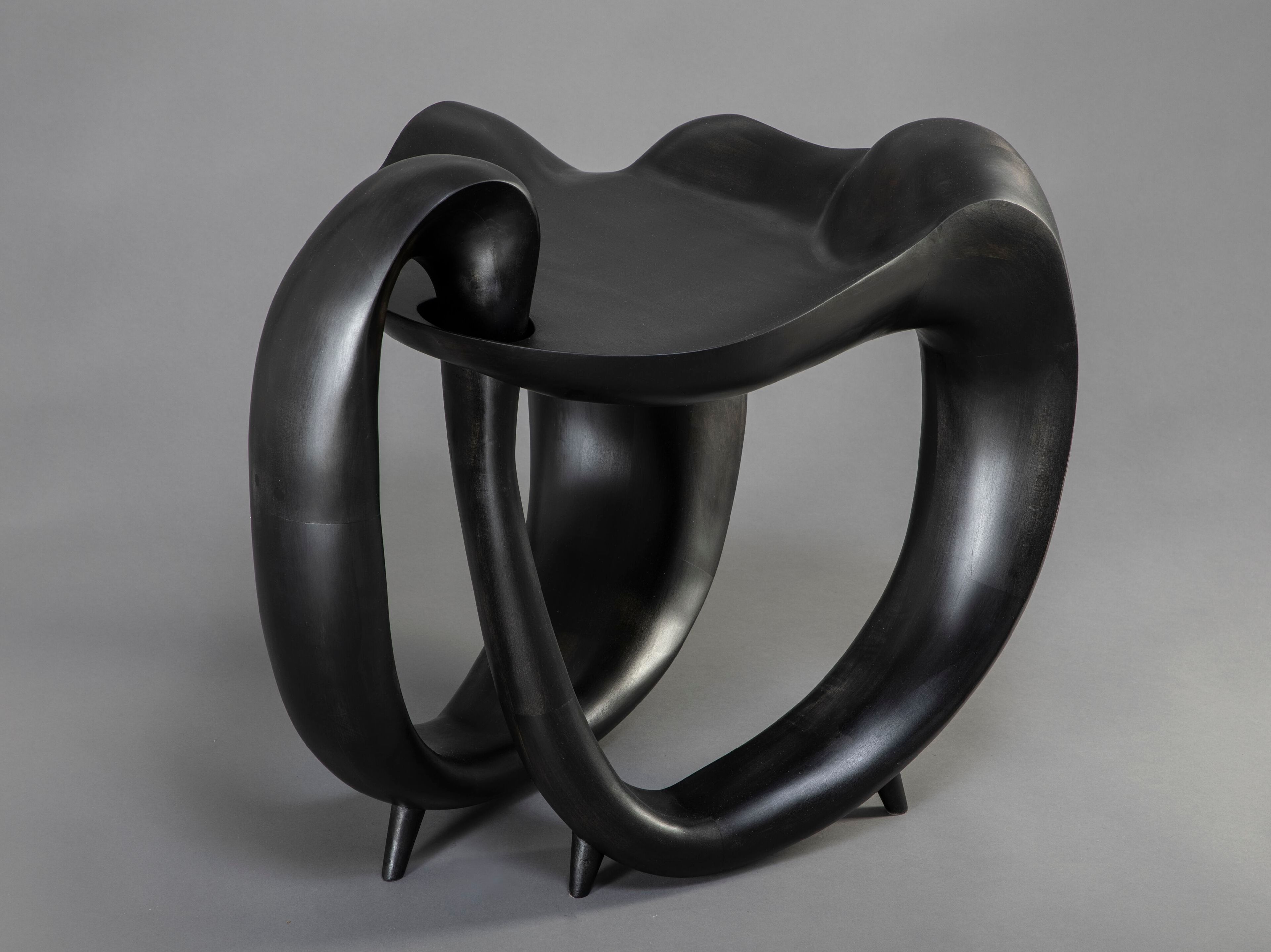 Журнальный столик из клена LO Contemporary LA PETITE CHIMERE NOIR 3 ARCH-00107038