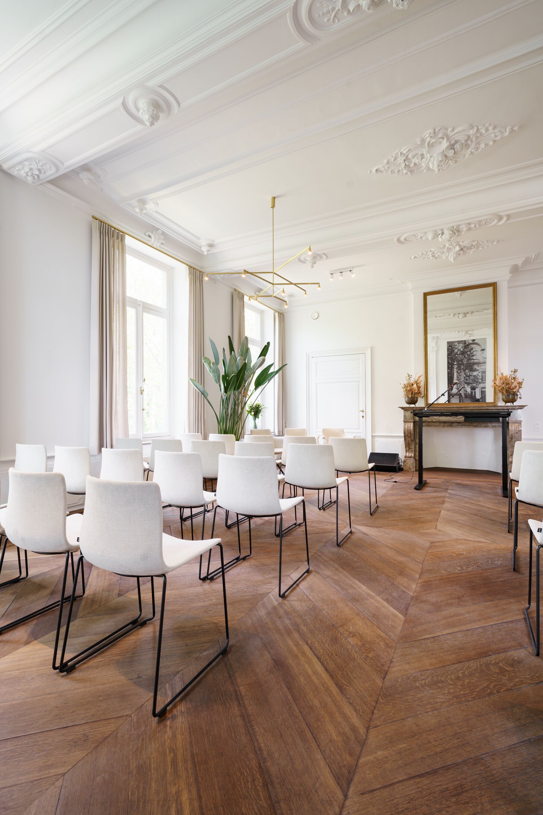 Стул для салазок из ткани Joli ARCH-00054587 - Вид №1