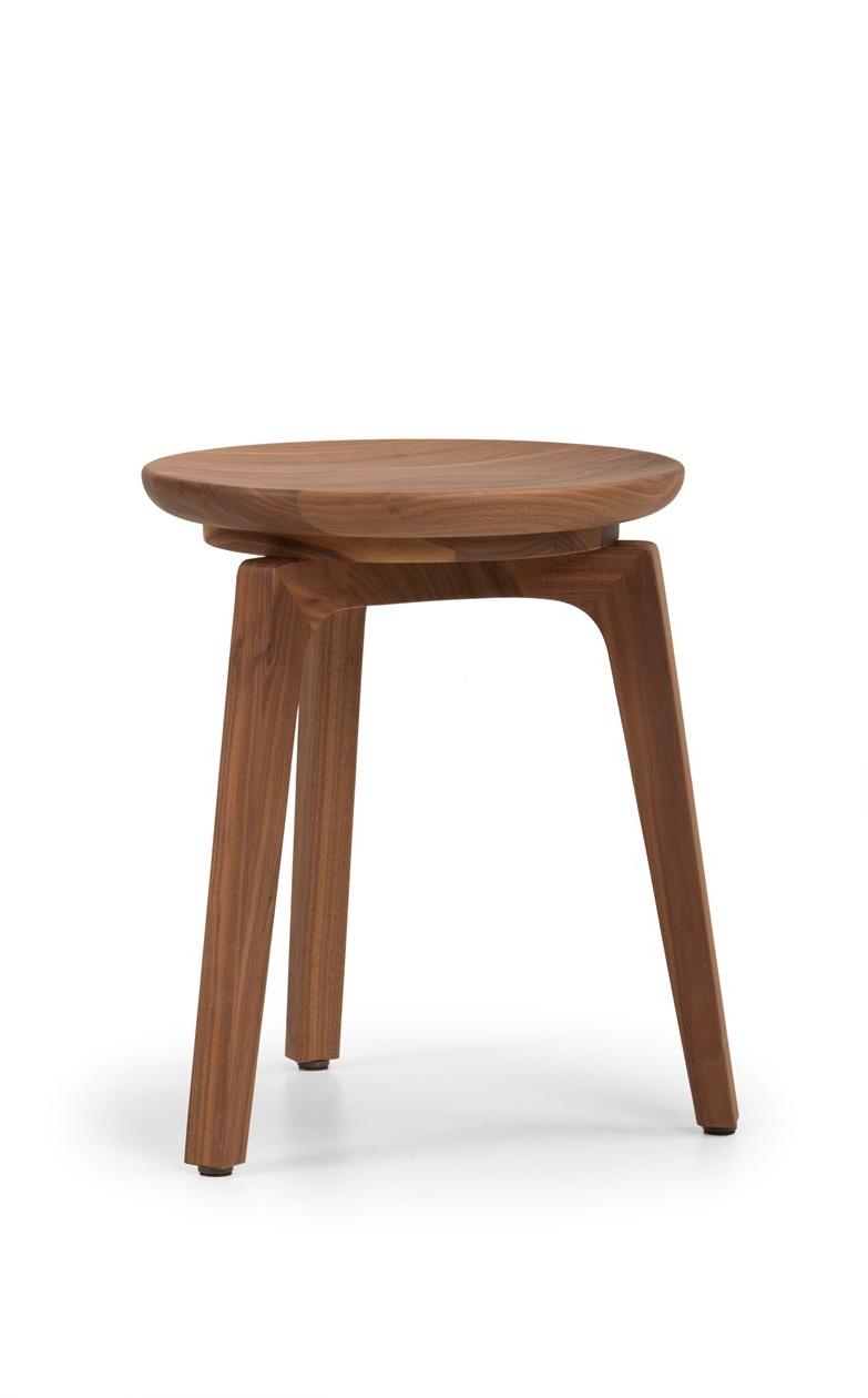 True Design Низкий табурет из массива дерева Tod Td 1000 - Вид №2