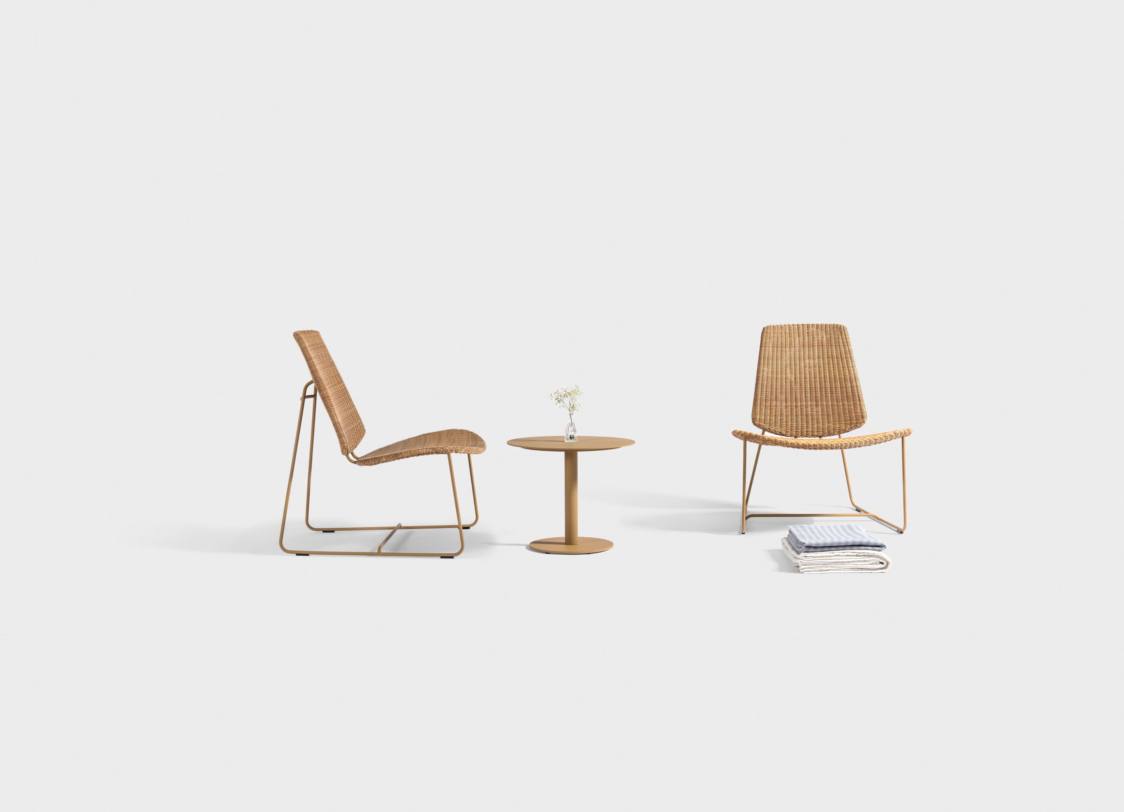 Кресло из синтетического волокна со стальной конструкцией VINEKO Tania ARCH-00068263 - Вид №1