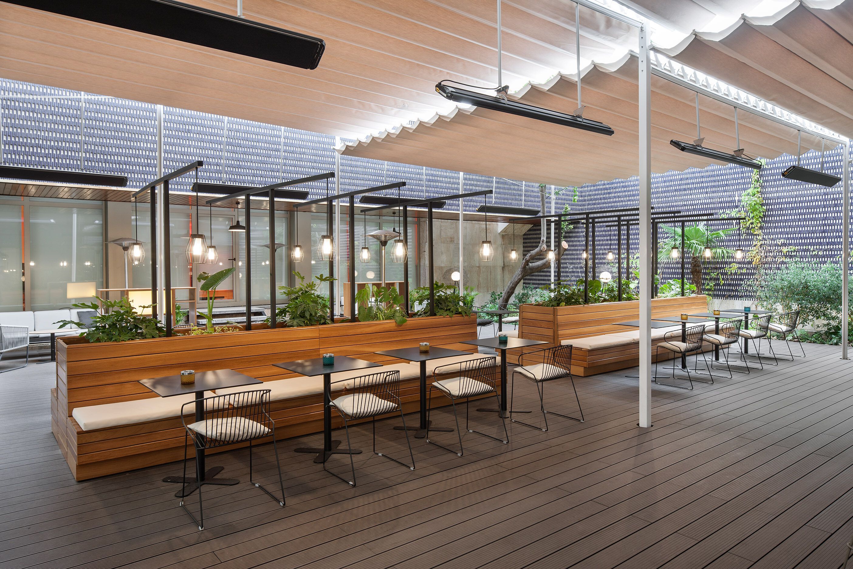 Квадратный садовый стол из оцинкованной стали iSimar Антиб ARCH-00106266 - Вид №1